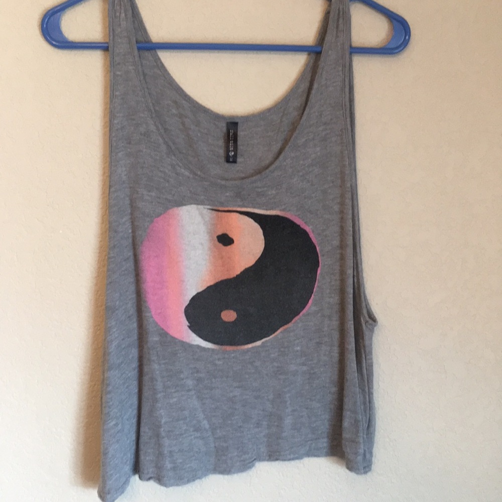 Tilly's yin yang tank